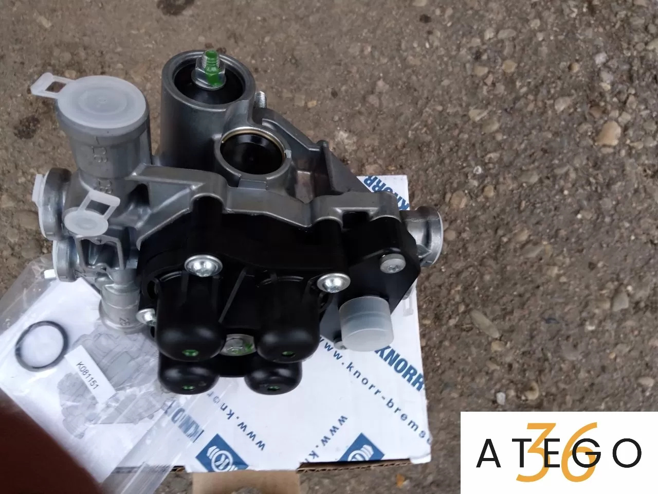 Клапан защитный 4-х контурный Мерседес-Бенц Атего