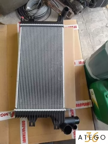 Радиатор охлаждения OM906LA Mercedes-Benz оригинал