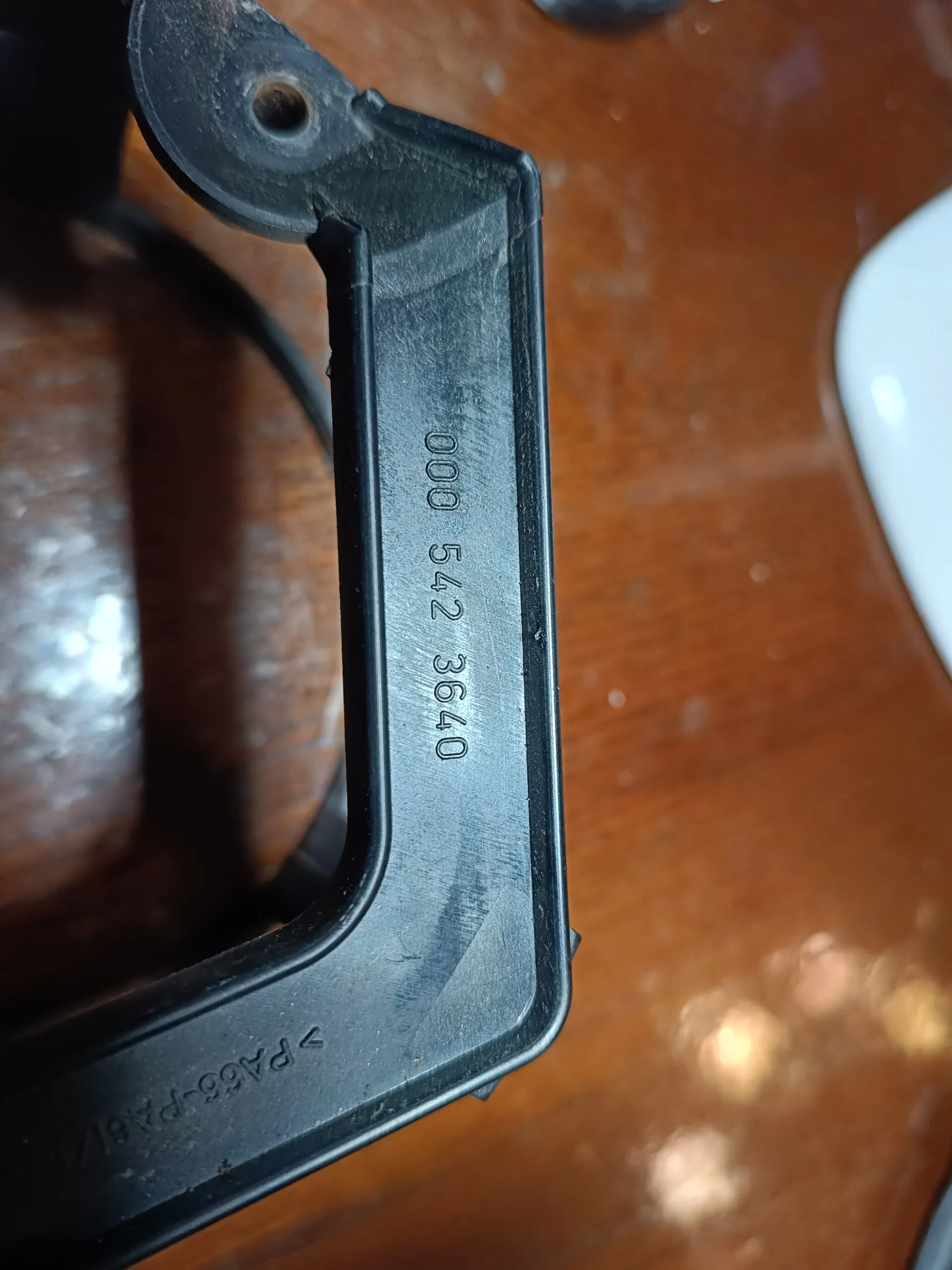 0005423640  держатель тахографа Mercedes-Benz