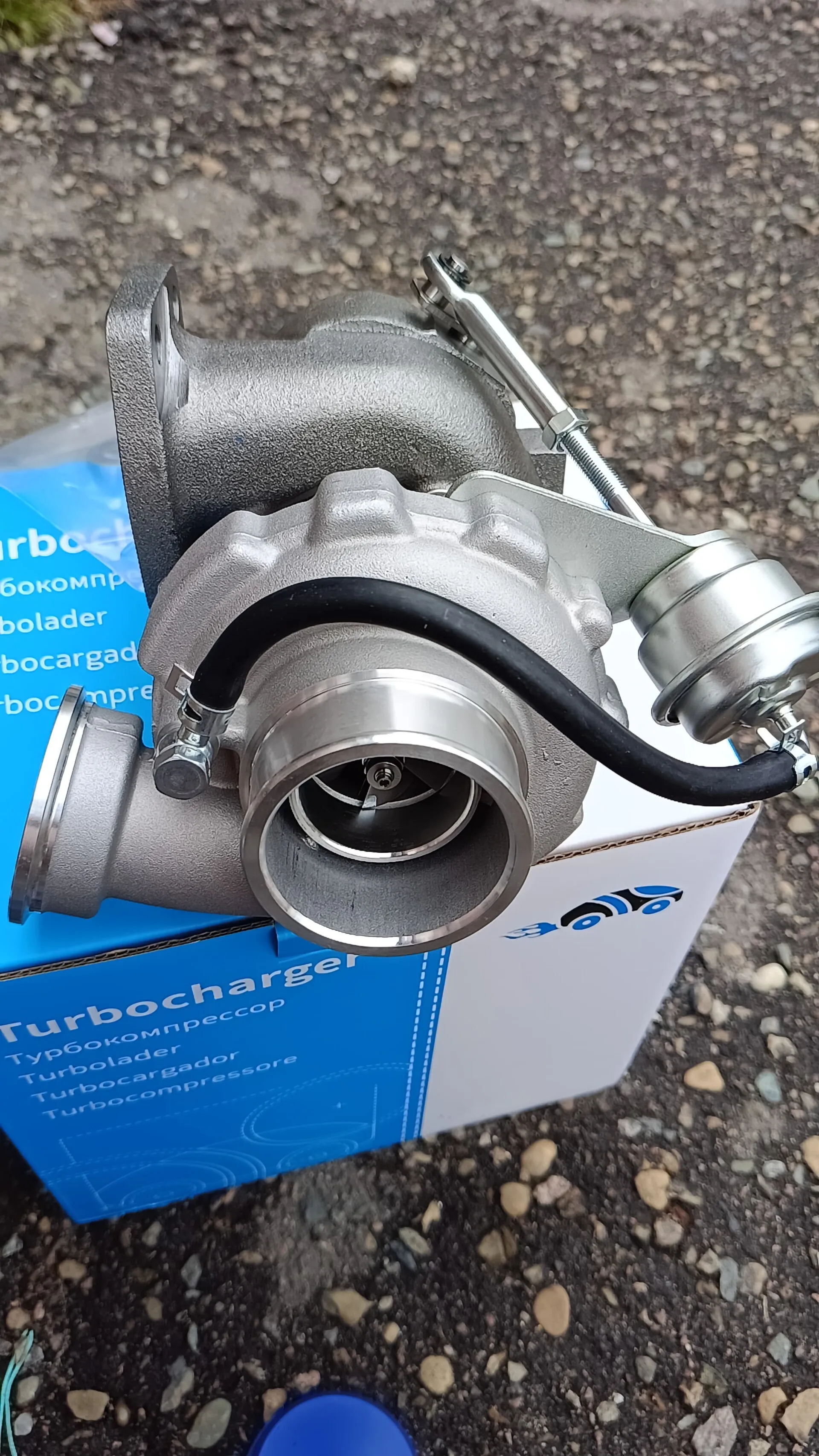  Турбокомпрессор двигателя OM904LA