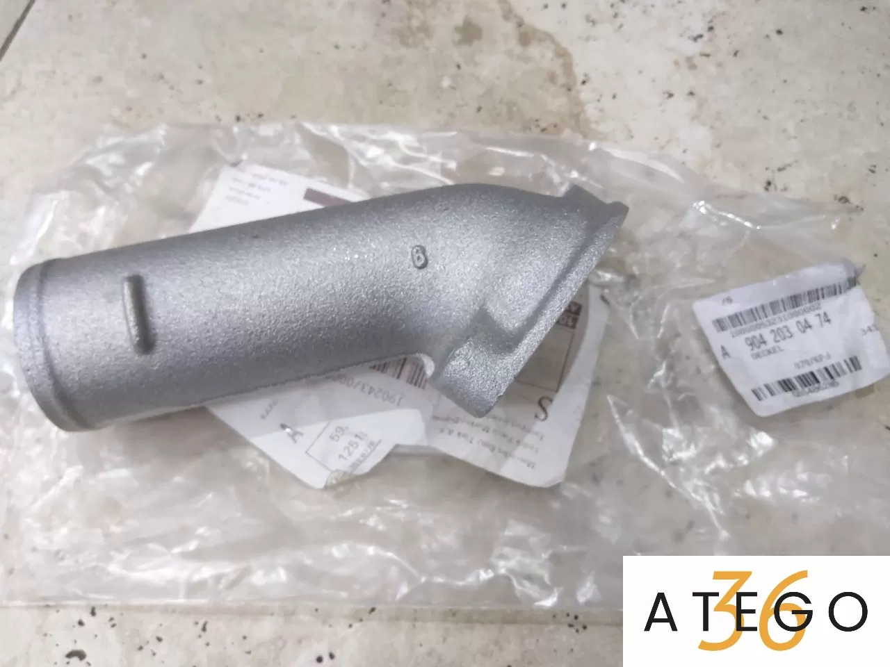 Патрубок термостата Мерседес-Бенц Атего OM904LA