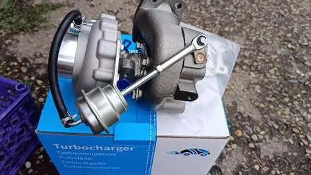  Турбокомпрессор двигателя OM904LA